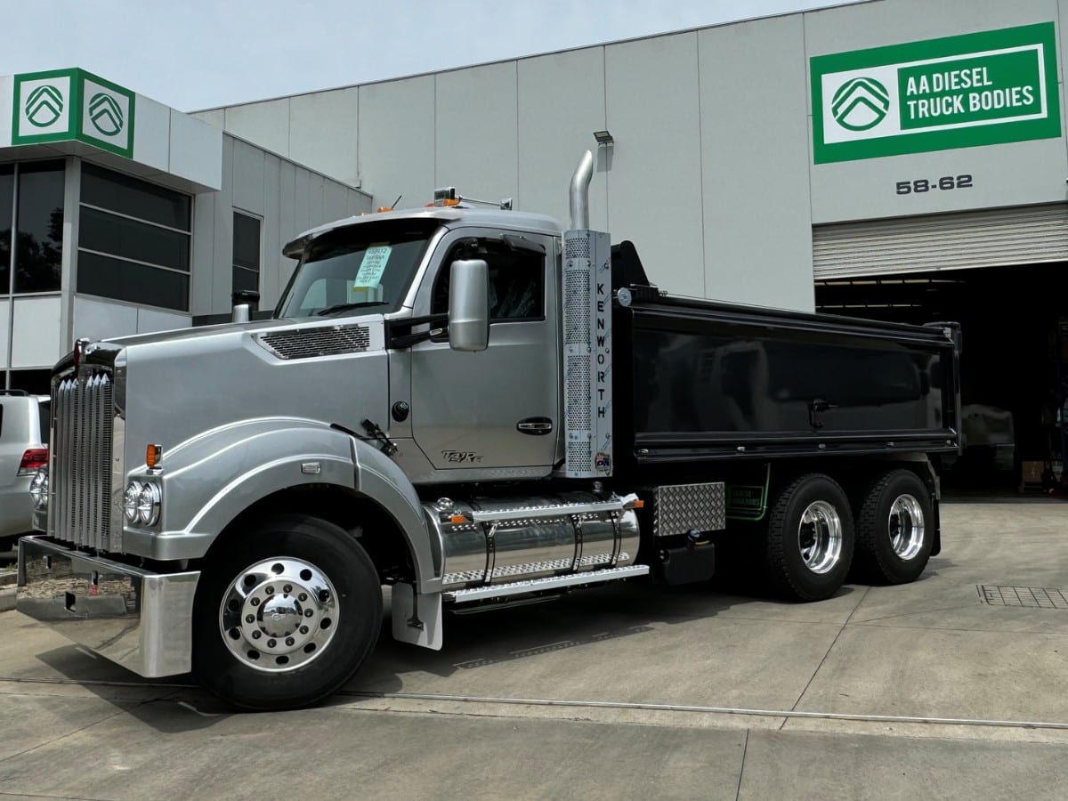 Custom Kenworth T410SAR Tipper Truck Body